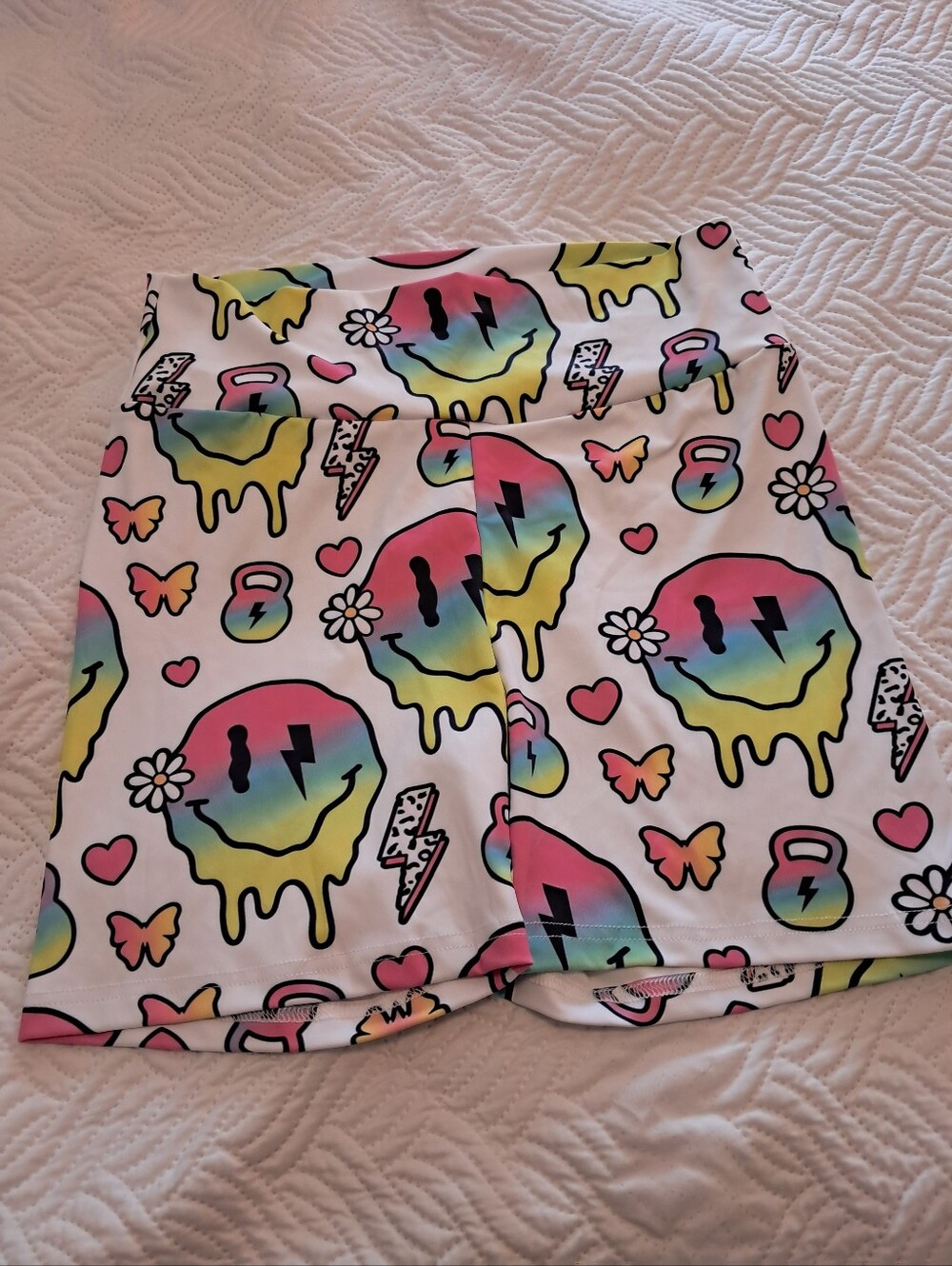 Womens Smiley Print Athletic Shorts